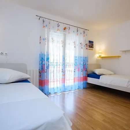 Apartment Ana
